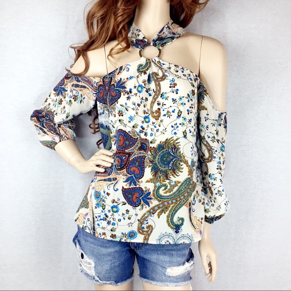 entro Tops - Entro Bohemian NWT Cold Shoulder Shirt -M